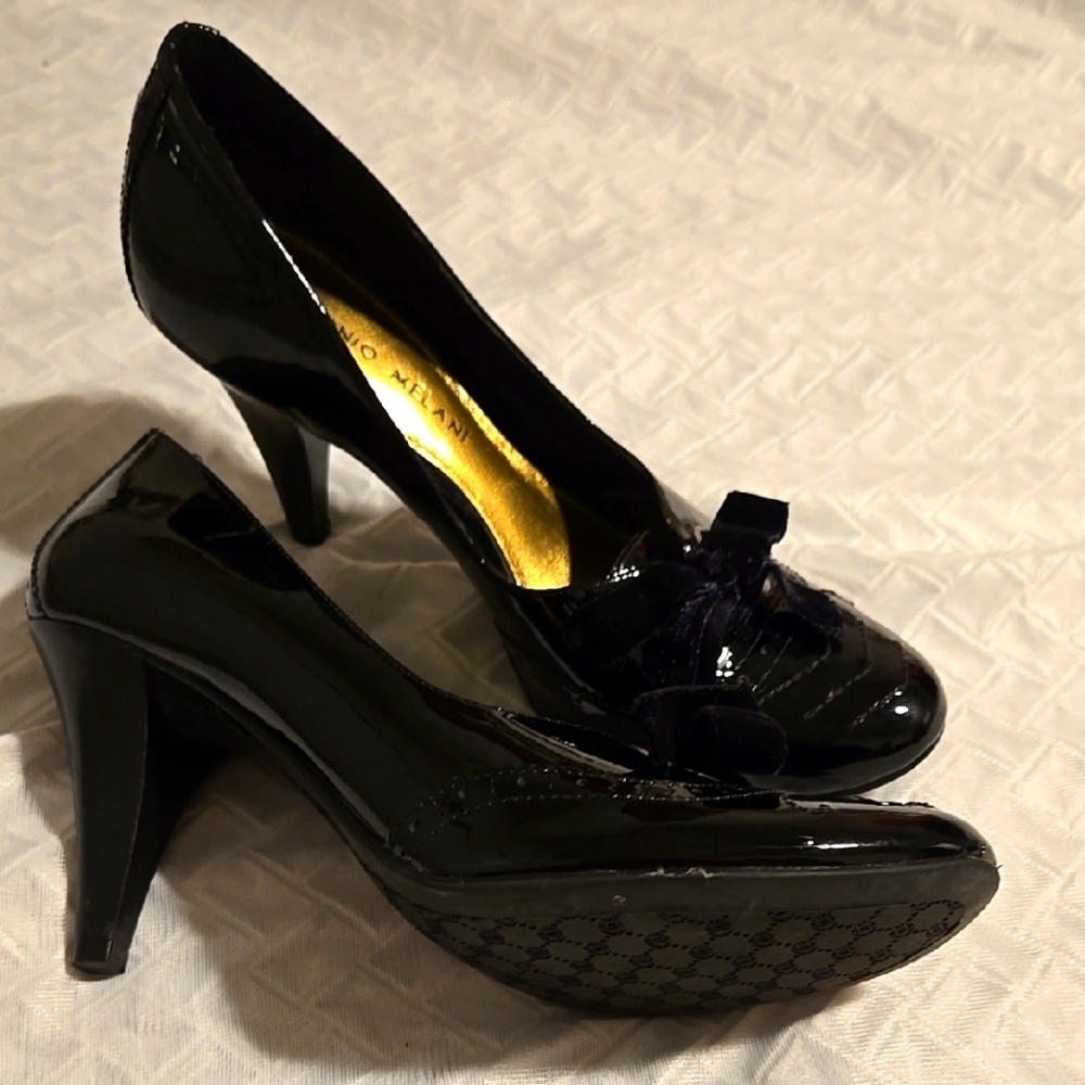Antonio Melani Black Patent Leather Heels - Picture 2 of 6